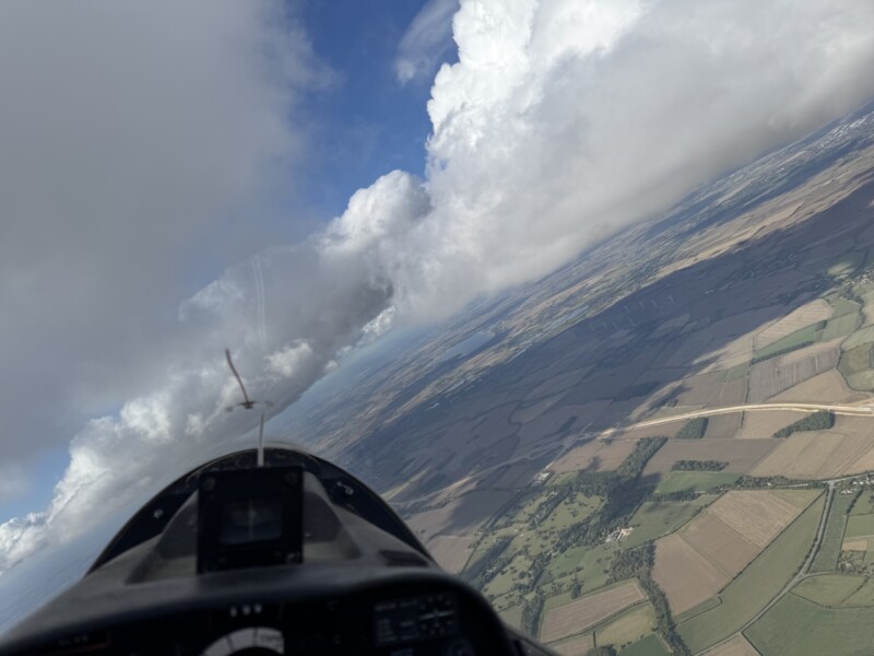 Thermalling up under a cloud