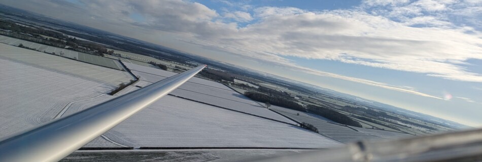 Photo over the wing during a winch launch